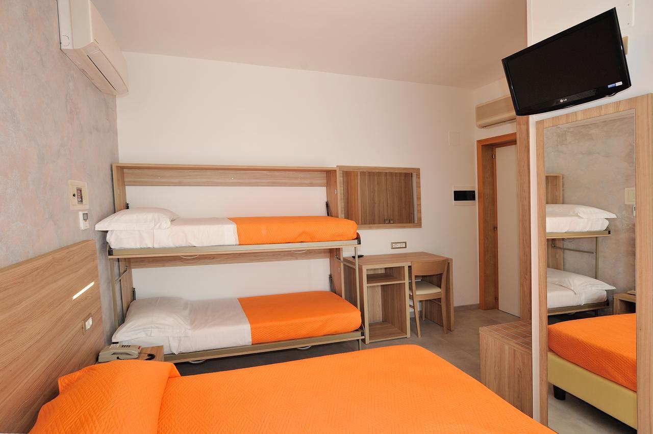 Hotel Lidia Alba Adriatica Esterno foto