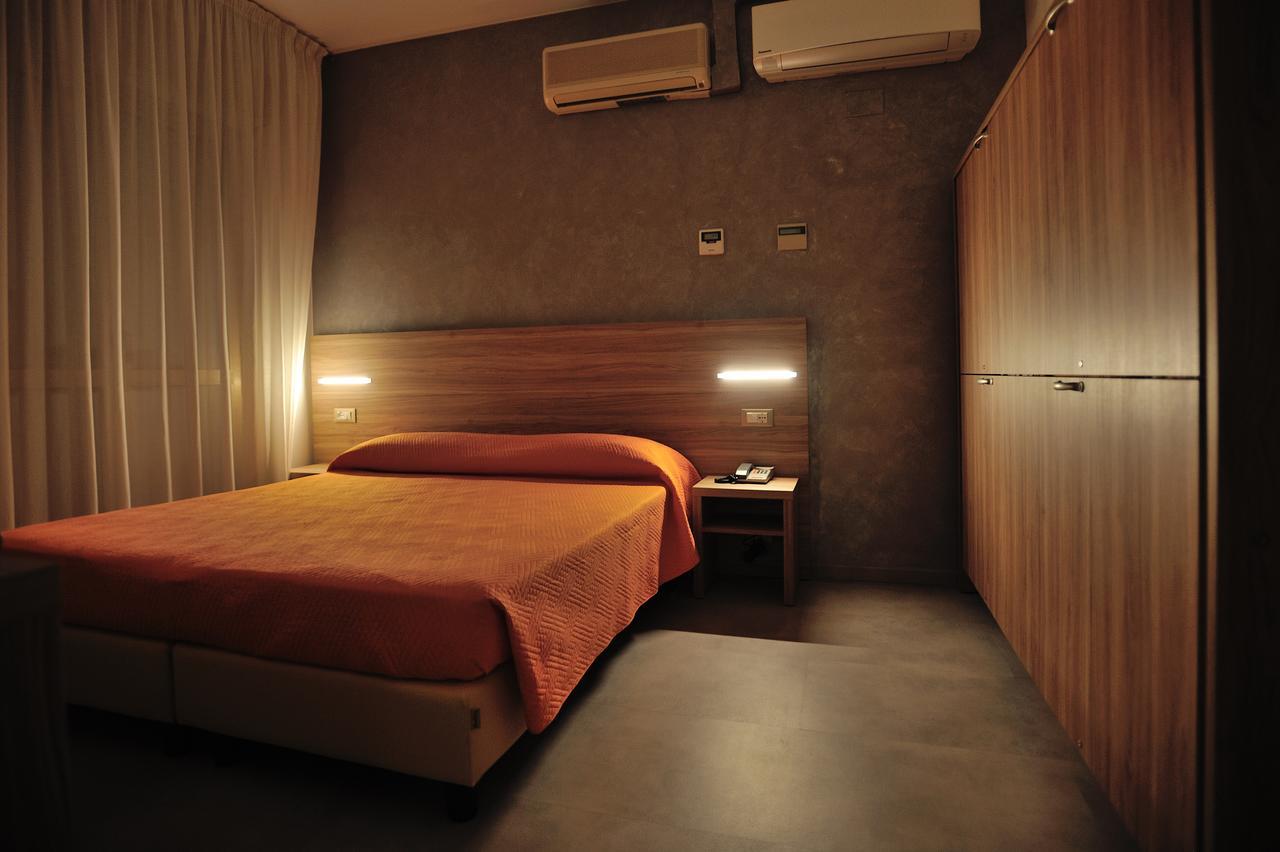 Hotel Lidia Alba Adriatica Esterno foto