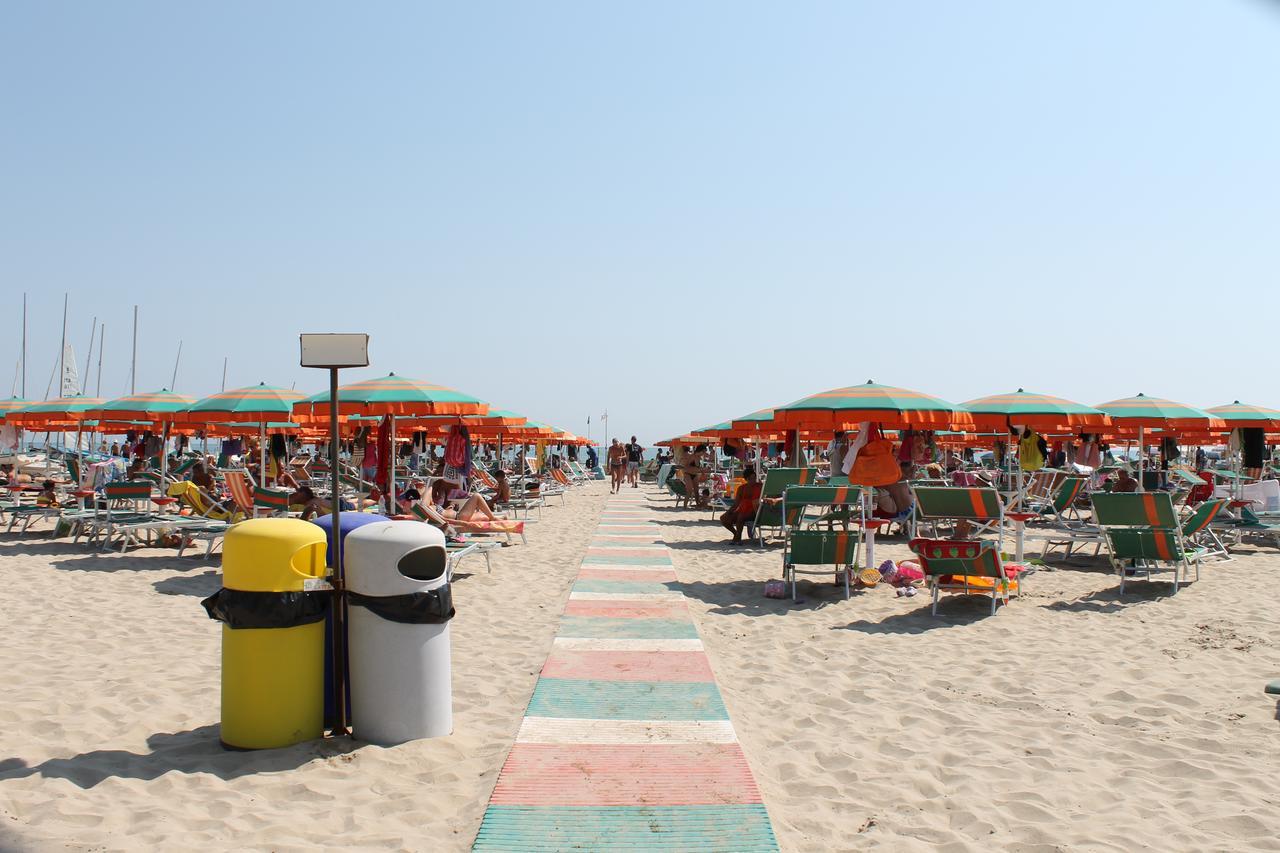 Hotel Lidia Alba Adriatica Esterno foto